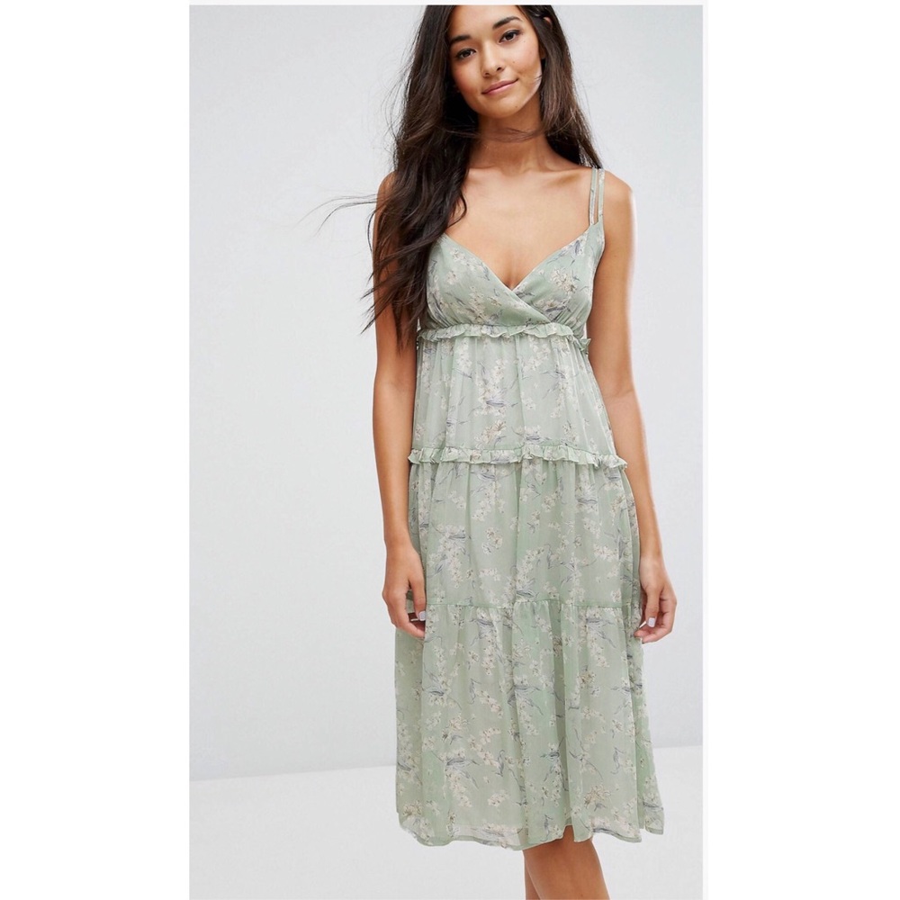 Ruffle Midi Dress in Mint